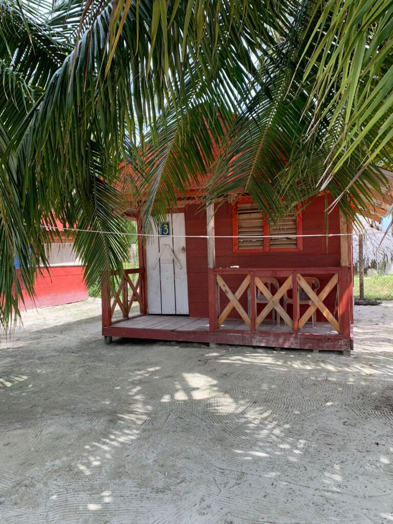 Cabaña privada en Guna Yala (Isla Aguja).